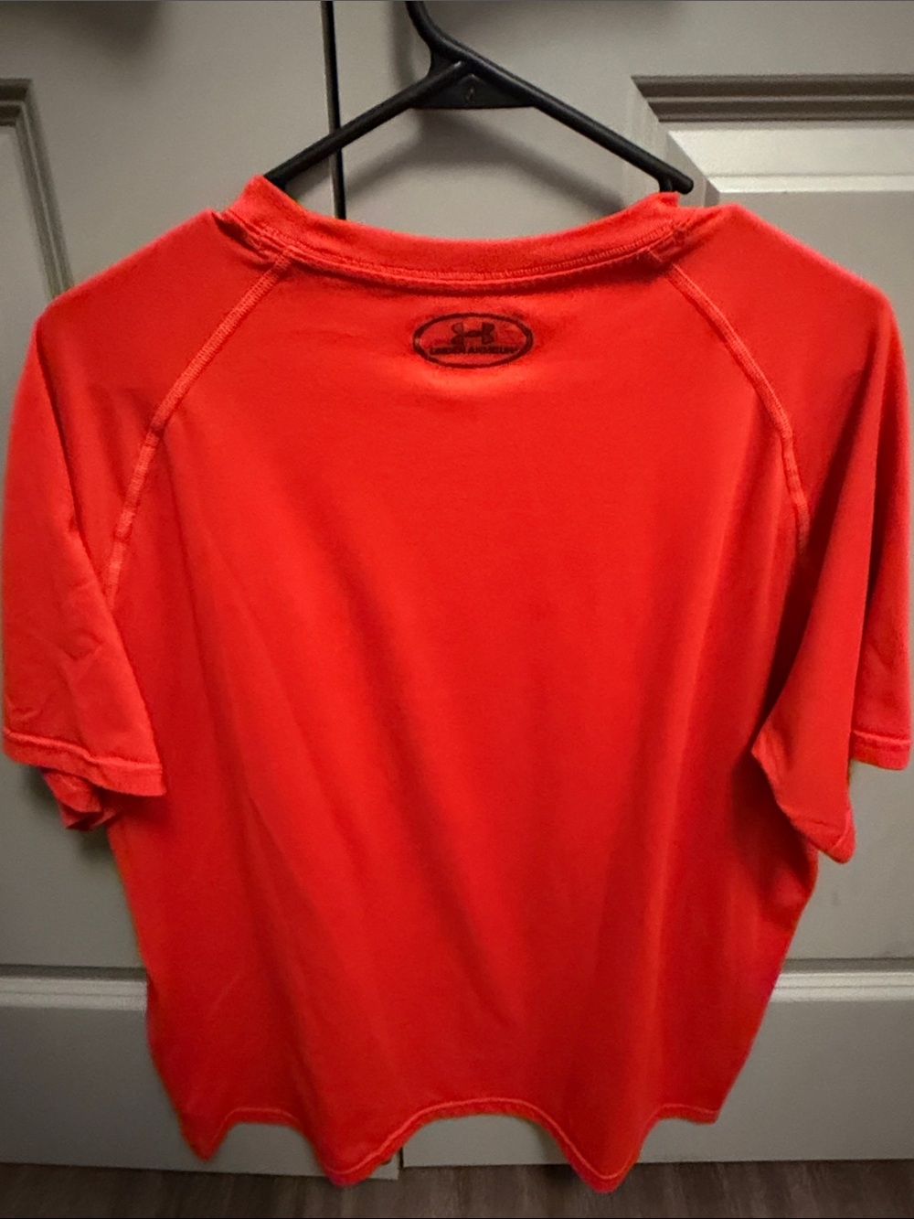 Under Armour Men’s Short Sleeve Performance Tee - Orange with Black Logo - Picture 3 of 4